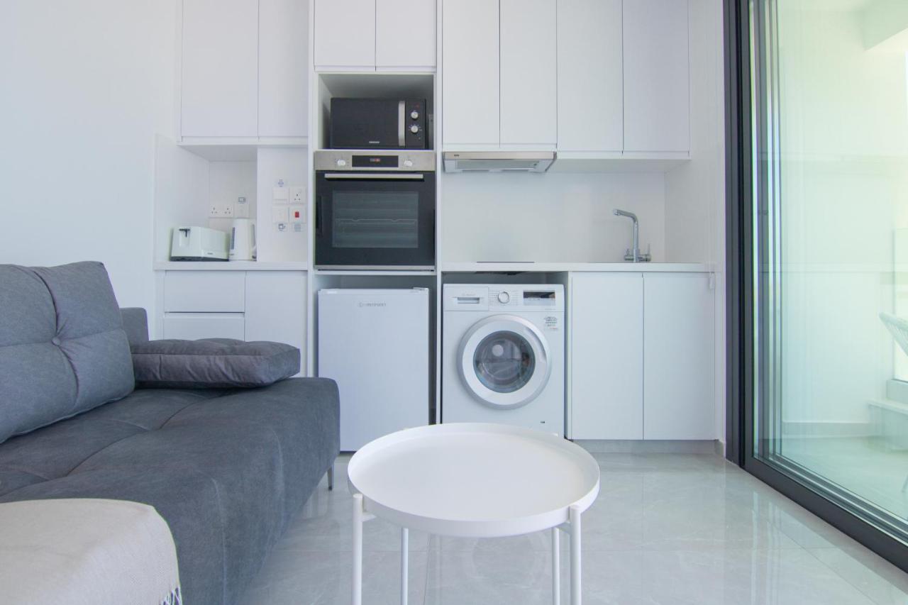Phaedrus Living: Marina Sea View Flat 214 Gold Apartment Paphos Exterior photo